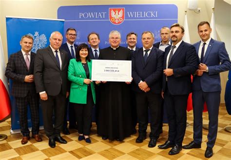 Rz Dowy Program Odbudowy Zabytk W Rodki Dla Powiatu Wielickiego