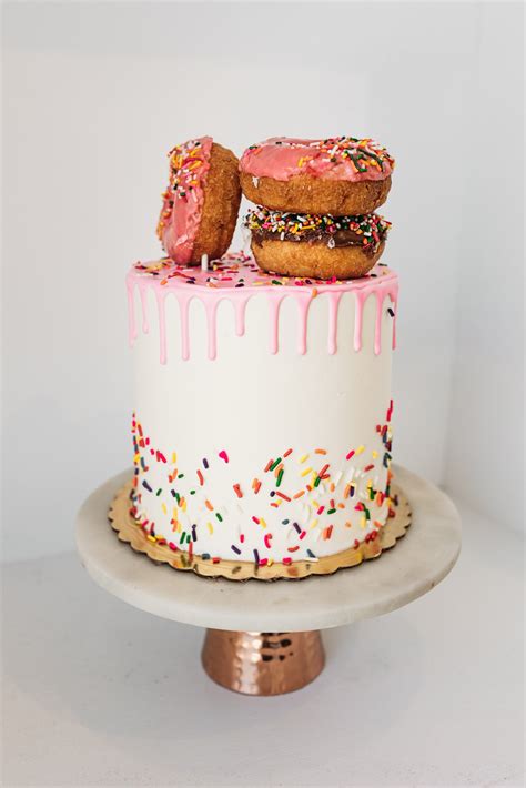 Donut Drip Cake Hapa Cupcakes And Bakery Orange County Ca Hapa Bakery