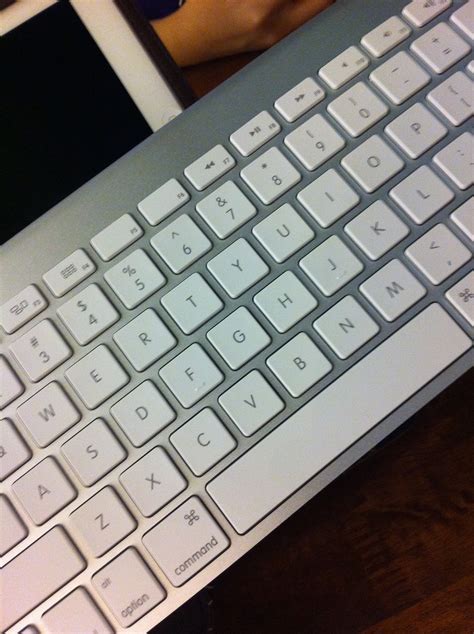 Apple Wireless keyboard | Coffee Conversation