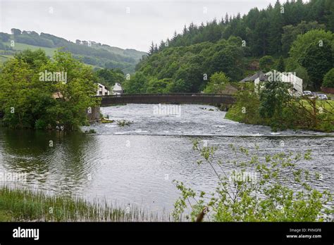 Newby Bridge Lake District Cumbria England Uk Hi Res Stock Photography