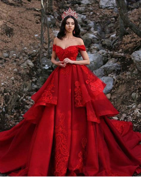 Pin by Lunetta on Платья Dresses Red ball gowns Red wedding gowns