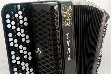 Баян "Тула 209" БН-37 - купить с доставкой по выгодным ценам в интернет ...