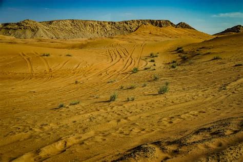 Iraq desert landscape Stock Photos, Royalty Free Iraq desert landscape ...