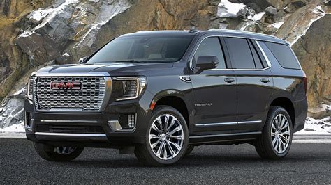 2018 Gmc Yukon Denali Gets A New Grille And Two Extra Cogs Gmc Suburban Hd Wallpaper Pxfuel