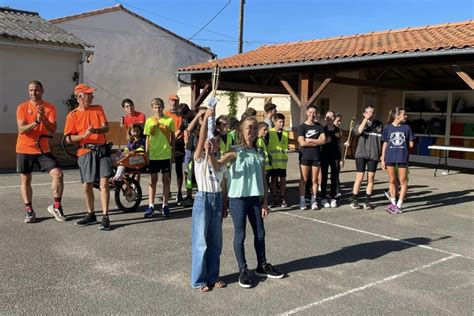 Vignoble Nantais Avant La Flamme Olympique Une Torche Se Relaie Entre