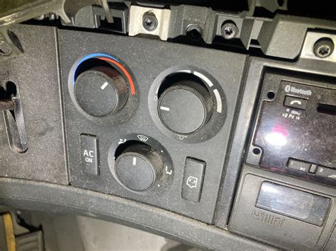 84732236 Volvo VNL Heater AC Temperature Control For Sale