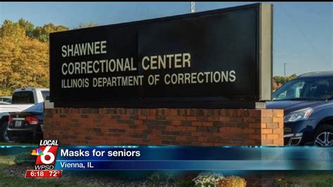 Inmate at Shawnee Correctional Center sews more than 200 masks for ...