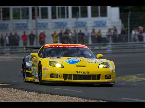 Chevrolet Corvette C6.R Le Mans Victory 2011 - Luxury and Fast Cars