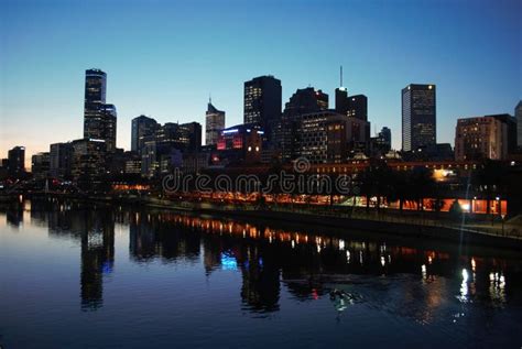 Melbourne City and Yarra River at Sunrise Editorial Stock Image - Image ...