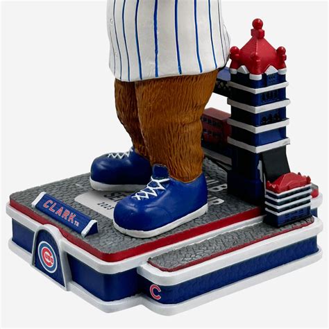 Clark Chicago Cubs 2023 Mlb London Series Mascot Bobblehead Foco