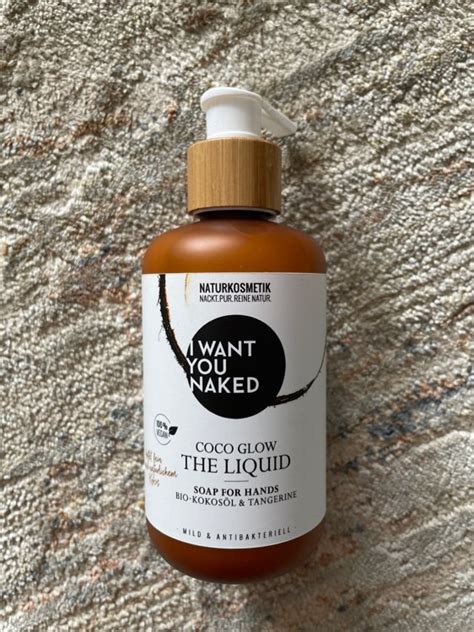 I Want You Naked Coco Glow The Liquid Soap For Hands Kit De Soins Pour Les Mains INCI Beauty