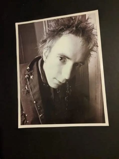 JOHNNY ROTTEN VINTAGE Sex Pistols Posters 1976 EUR 11 75 PicClick IT