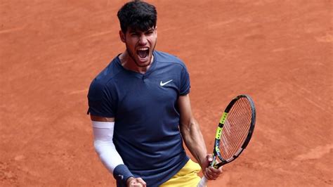 Roland Garros Carlos Alcaraz Impressionnant Pour écarter Félix Auger