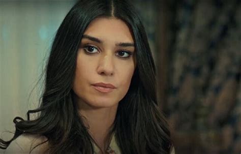 Poze Burcu Kiratli Actor Poza 11 Din 17 Cinemagiaro