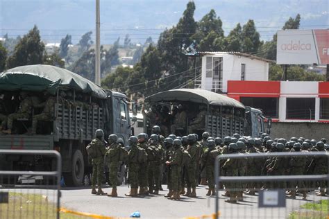 Las Fuerzas De Seguridad De Ecuador Mantienen Operaciones En Cárceles Y Calles Portal Medios