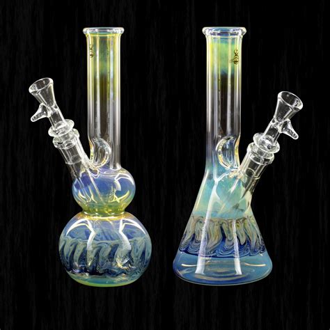 Bong style glass water pipe from Chameleon Glass