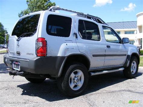 Silver Ice Metallic Nissan Xterra Se V X Photo