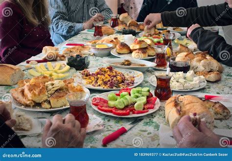 Muslim Family Having Breakfast Together Celebrating Eid-ul-fitr After ...