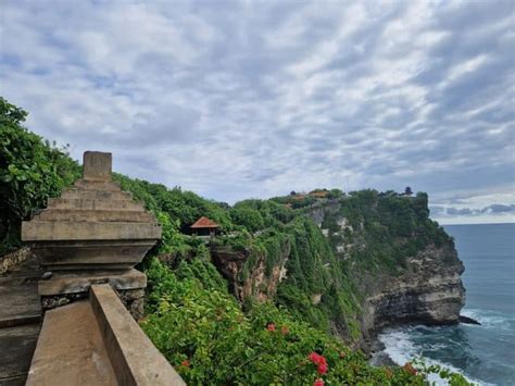 A Guide To Visiting Uluwatu Temple In Bali