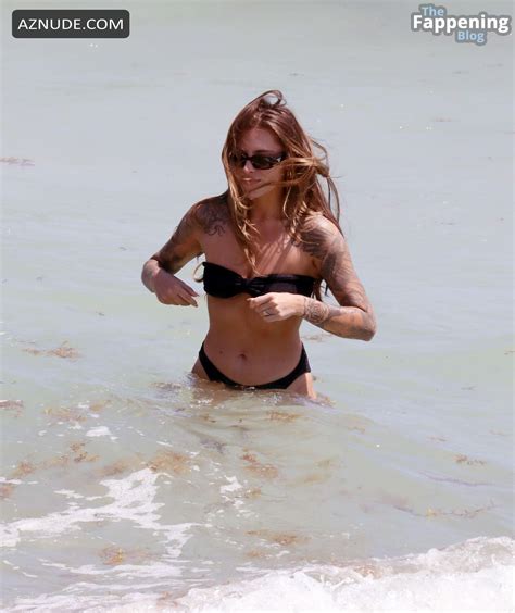 Sophia Thomalla Sexy Shows Off Her Sizzling Body Wearing A Beautiful Bikini At The Beach In