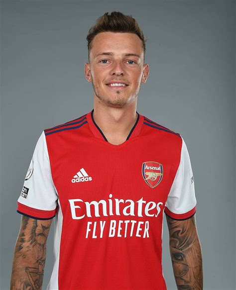 Ben White In Arsenal Colours Hd Phone Wallpaper Pxfuel