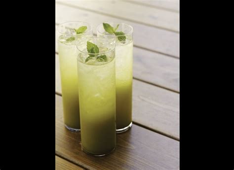 Minty Cocktails for Summer | HuffPost