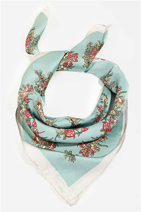 Flower Bouquet Pattern Scarf Scarves