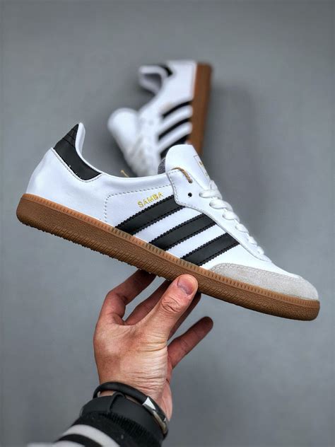 Кроссовки adidas Samba - купить с доставкой по выгодным ценам в ...