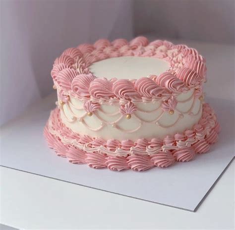 Pink Marie Antoinette Style Cake In 2024 Pretty Cakes Vintage Cake Cute Birthday Cakes