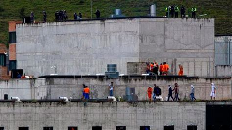 Mot N En C Rcel De Ecuador Deja Al Menos Personas Muertas Javier