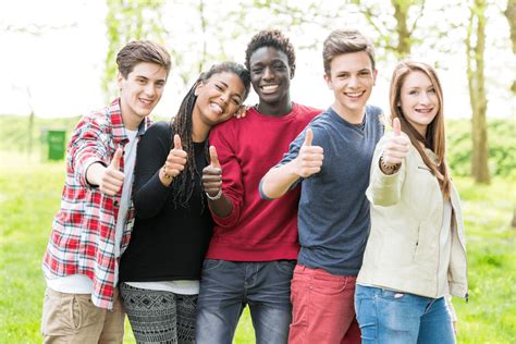 Youth Programs: What Makes Them Effective? | Roots of Action