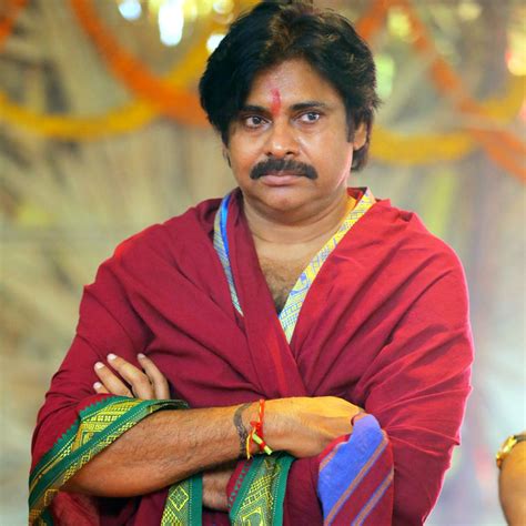 Pawan Kalyan అన్నవరం ఆలయంలో జనసేనాని ప్రత్యేక పూజలు పవన్ వారాహి యాత్రకు అంతా సిద్ధం