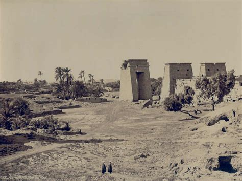 Filehenri Béchard Karnak Pylone Du Sud Wikimedia Commons