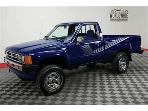 1987 Toyota Pickup Lifted