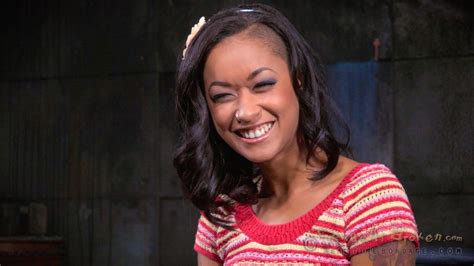 Sexy Superstar Skin Diamond Is A Multiple Avn Award Winner And With Good Reason Porn Pictures