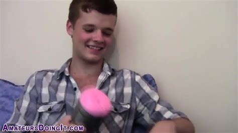 Amateur Hunk Solo Spunk