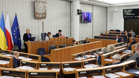 Senat przyjął poprawki do ustawy o dodatku węglowym PolsatNews pl