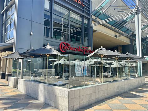 The Best Cheesecake Factory Locations In LA, Ranked - Los Angeles - The