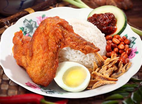 NASI LEMAK RENDANG DAGING HITAM OMAKCHU Malaysia Seremban YummyAdvisor