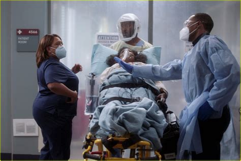 Chandra Wilson Talks About How Much Longer She'll Stay on 'Grey's Anatomy': Photo 4507790 ...