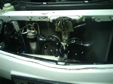 Клаксон от Волги 2 шт — Mitsubishi Pajero Sport (2G), 2,5 л, 2015 года ...