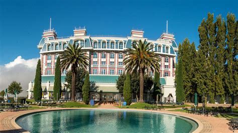 walmont  graceland  secunda hotel deals reviews kayak