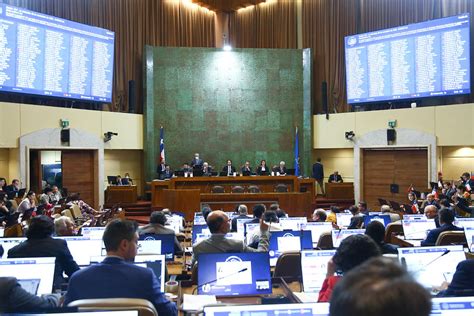 Reajuste del sector público y otras siete materias incluye la tabla