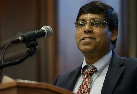 Dr Sajal Das Accepts Presidents Award For Sustained Care Flickr