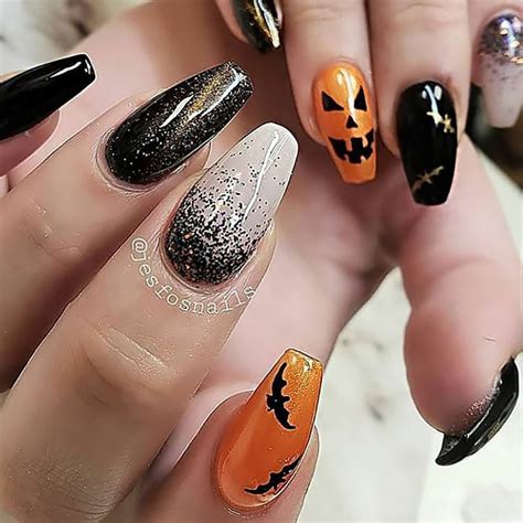 50 Fun Nail Arts For Halloween 2023 2000 Daily