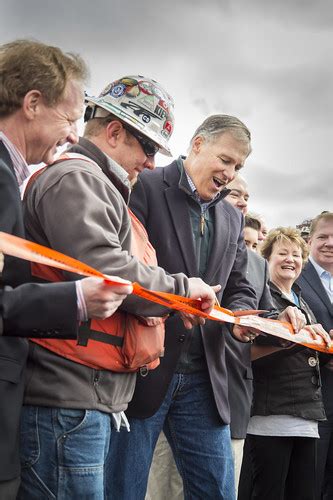 Gov N Ribbon Cuttingdsc7469 State Route 520 Governor Albe Flickr