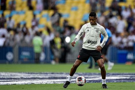 Especialista Aponta Que Les O De Bruno Henrique Do Flamengo N O Comum