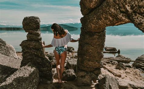 Amazon Tempt Me Women Two Piece Swimsuit High Waist Ruffle Flounce Bikini Blue Flower L