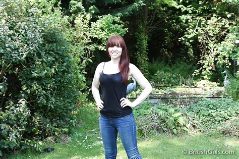 Candi Blows Outdoors Nude Pics Xhamster