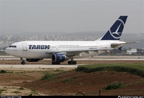 YR LCA TAROM Airbus A310 325 Photo By Siegi ID 124997 Planespotters Net